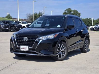 Used 2021 Nissan Kicks SV