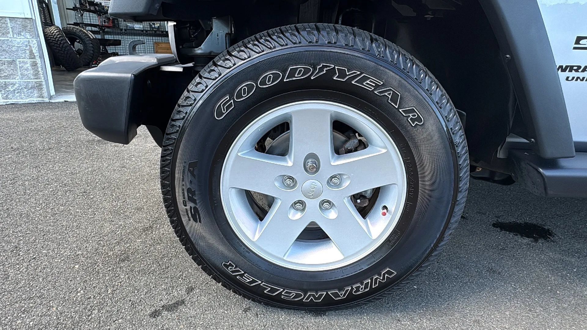 Used 2017 Jeep Wrangler Unlimited Sport w/ Quick Order Package 24S AWD/4WD image 26
