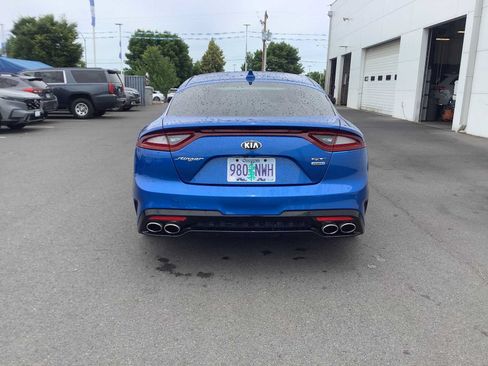 Used 2018 Kia Stinger GT2 AWD/4WD image 4