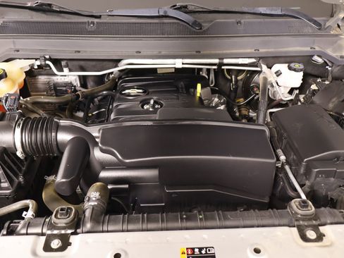 Used 2022 Chevrolet Colorado LT w/ Fleet Safety Package image 18