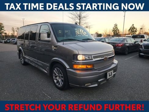 Used 2020 Chevrolet Express 2500 w/ Enhanced Convenience Package image 1