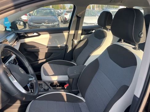 Used 2025 Volkswagen Taos S image 7