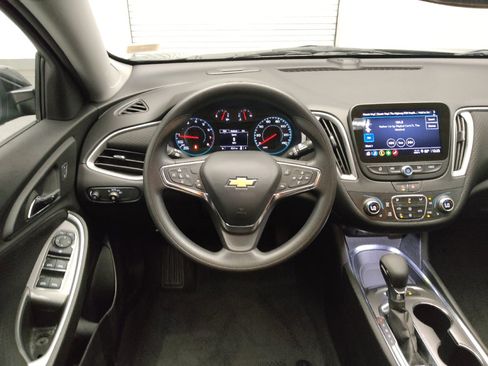 Used 2025 Chevrolet Malibu LT FWD image 22