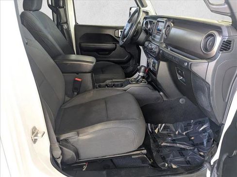 Used 2018 Jeep Wrangler Unlimited Sport S image 18