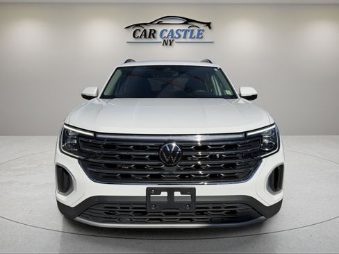 Used 2024 Volkswagen Atlas SE AWD/4WD image 3