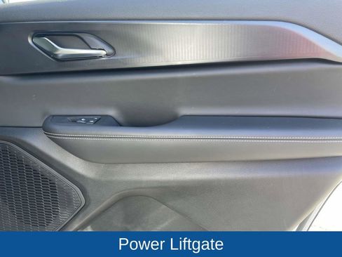 Certified 2025 Jeep Grand Cherokee L Altitude image 19