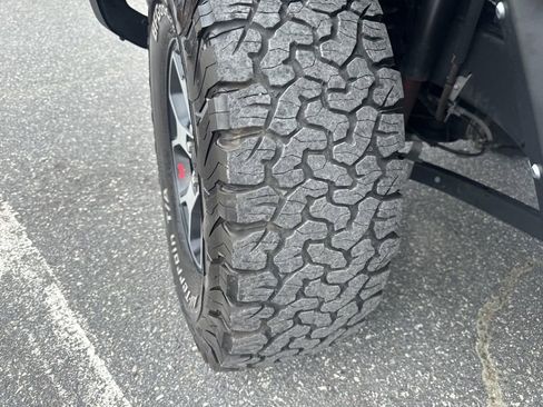 Used 2022 Jeep Wrangler Unlimited Rubicon w/ Steel Bumper Group image 33