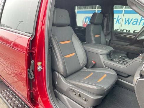 Used 2024 GMC Sierra 2500 AT4 w/ AT4 Preferred Package image 28