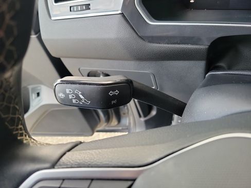 Used 2023 Volkswagen Tiguan SE R-Line FWD image 26