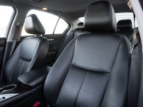 Used 2018 INFINITI Q50 Luxe w/ Essential Package (3.0T Luxe) image 24