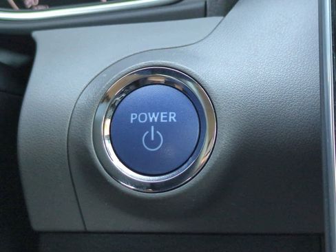 Certified 2021 Toyota Avalon XLE w/ Moonroof Package image 27