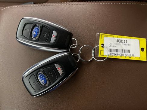 Used 2021 Subaru Forester Touring w/ Popular Package #2 AWD/4WD image 26