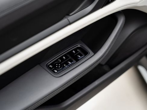 Used 2021 Porsche Taycan Turbo w/ Premium Package image 51