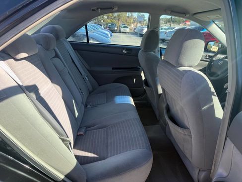 Used 2005 Toyota Camry LE image 12