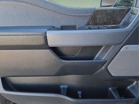 Used 2023 Ford F150 Lariat w/ Trailer Tow Package image 20