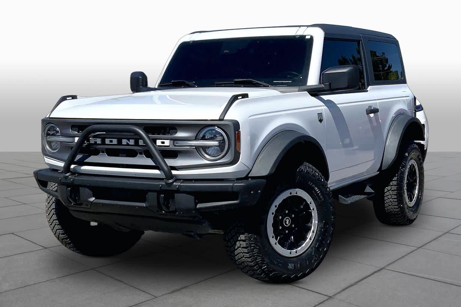 Used 2024 Ford Bronco Big Bend w/ Sasquatch Package AWD/4WD image 1