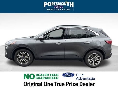 Used 2022 Ford Escape SEL w/ Technology Package image 2