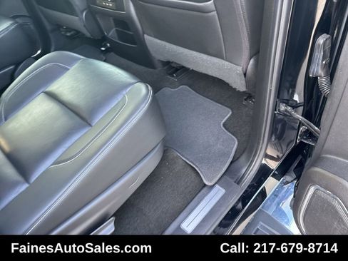 Used 2017 Chevrolet Tahoe LT w/ LT Signature Package image 91