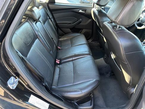 Used 2014 Ford Focus SE w/ Equipment Group 201A image 20