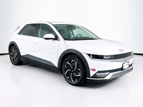 Used 2024 Hyundai Ioniq 5 SE RWD image 1