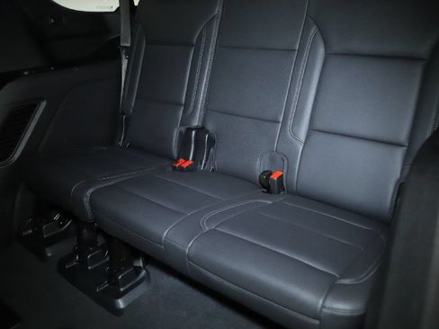Used 2024 Chevrolet Tahoe LT AWD/4WD image 14