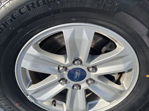 Used 2018 Ford F150 XLT image 9