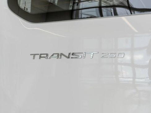 Used 2025 Ford Transit 250 Low Roof w/ Exterior Upgrade Package RWD image 21