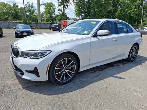 Used 2021 BMW 330i xDrive Sedan AWD/4WD image 3