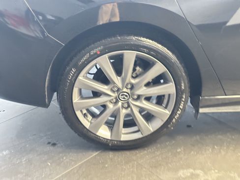 Certified 2022 MAZDA MAZDA3 s image 18