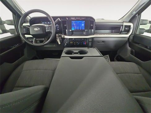 Certified 2023 Ford F350 XL w/ Snow Plow/Camper Package image 10