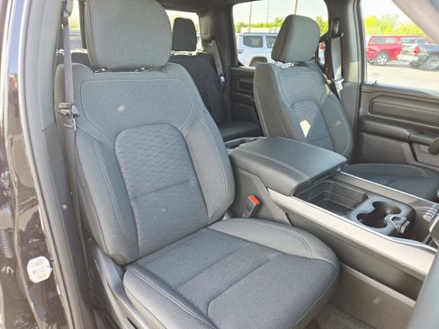 New 2026 RAM 1500 Express image 15