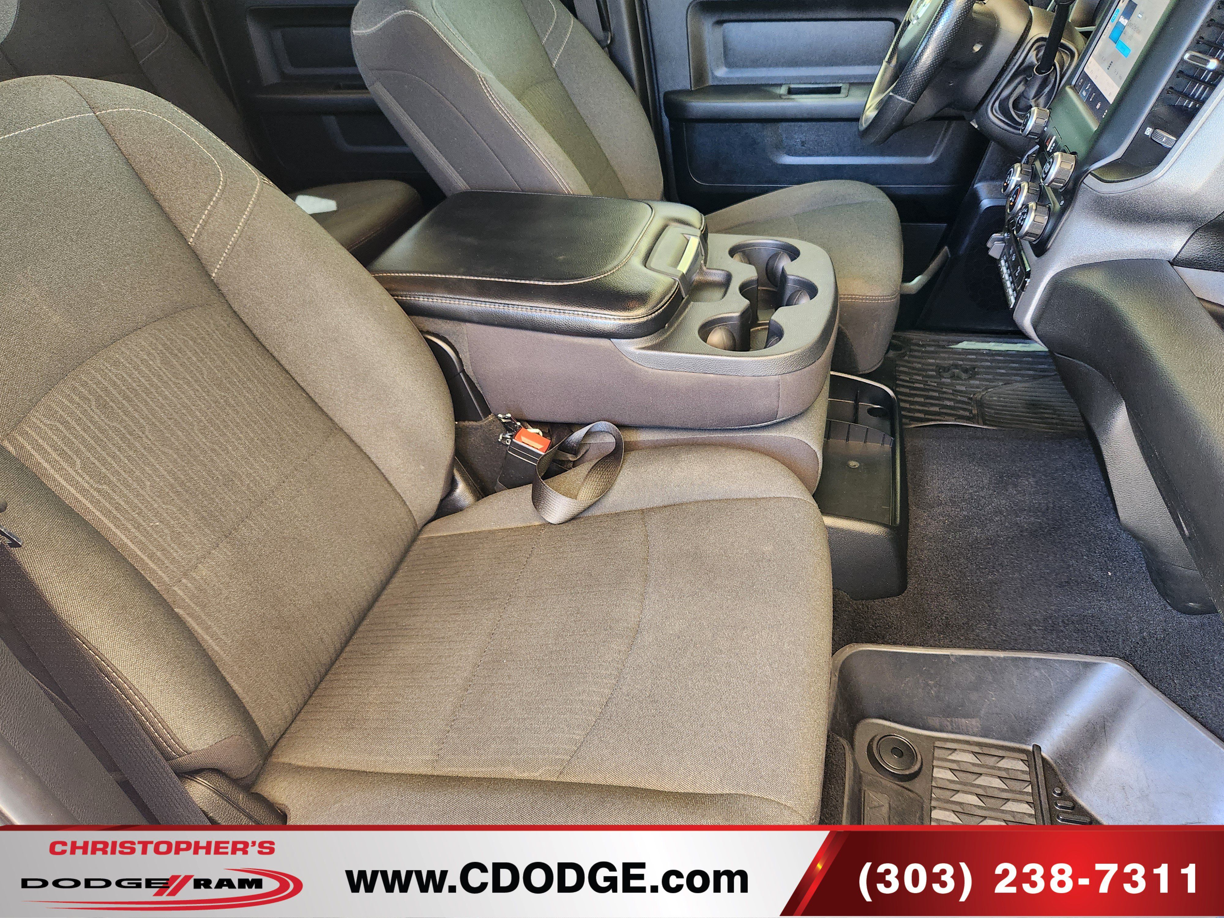 Used 2024 RAM 3500 Tradesman w/ Chrome Appearance Group AWD/4WD image 22