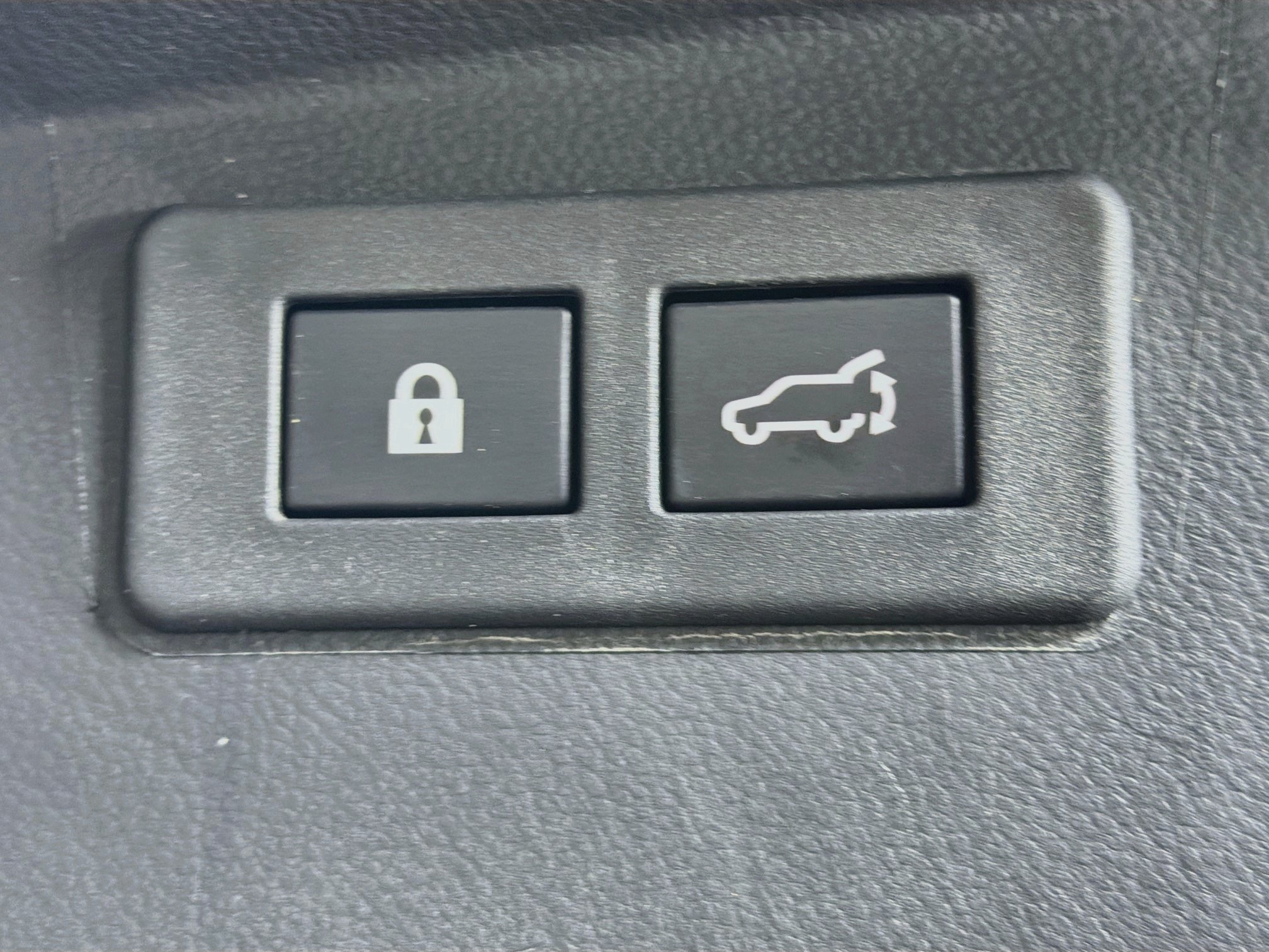 Used 2025 Subaru Outback Onyx Edition AWD/4WD image 29