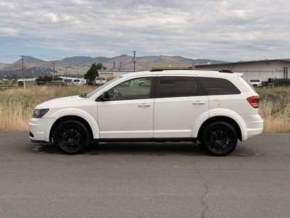 Used 2018 Dodge Journey SE w/ Blacktop Package