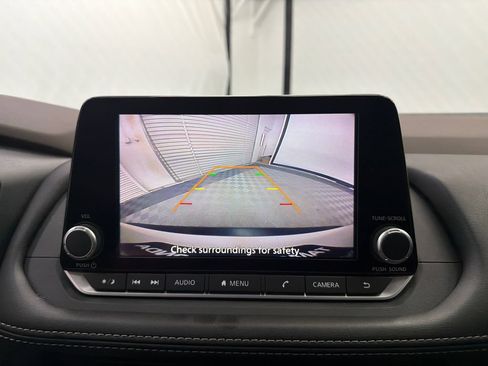 Used 2023 Nissan Rogue SV w/ SV Premium B Package FWD image 31