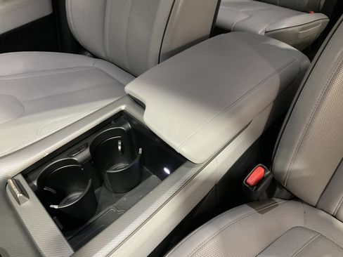 Used 2025 Hyundai Palisade SEL AWD/4WD image 20