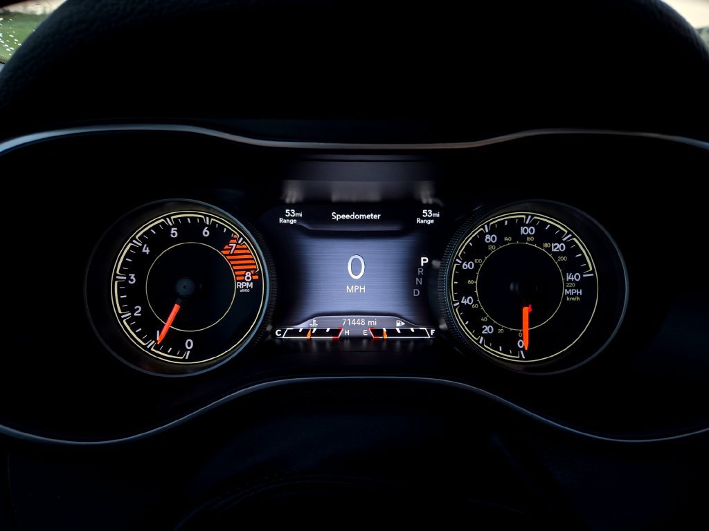 Used 2019 Jeep Cherokee Limited AWD/4WD image 18