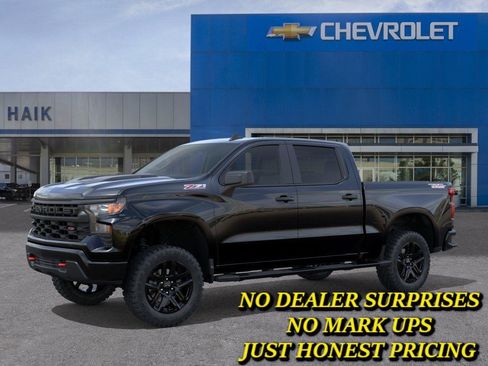 New 2026 Chevrolet Silverado 1500 Custom Trail Boss w/ LPO, Dark Essentials Package AWD/4WD image 2