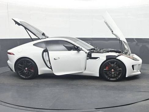 Used 2015 Jaguar F-TYPE R RWD image 36