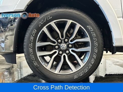 Used 2025 RAM 1500 Limited AWD/4WD image 11