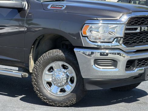 Used 2024 RAM 2500 Tradesman w/ Chrome Appearance Group image 3