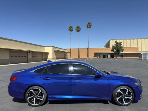 Used 2020 Honda Accord Sport image 8