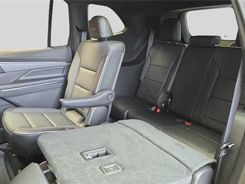 New 2026 Buick Enclave Sport Touring w/ Power Package image 16