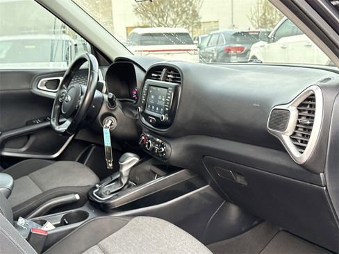 Used 2021 Kia Soul GT-Line image 17