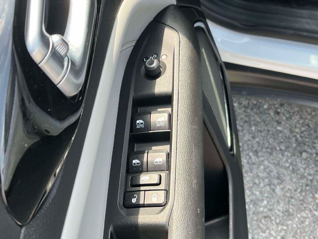 Used 2024 Jeep Compass Limited AWD/4WD image 14