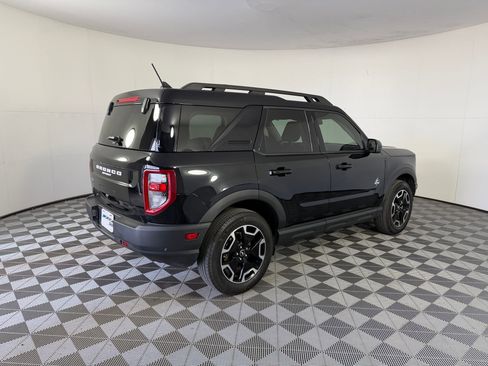 Used 2024 Ford Bronco Sport Outer Banks w/ Tech Package AWD/4WD image 9