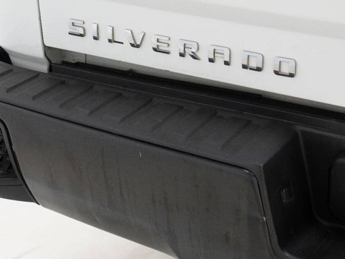 Used 2018 Chevrolet Silverado 1500 W/T RWD image 14