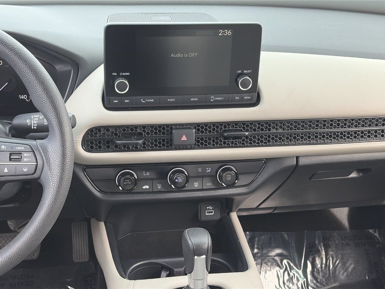 Used 2025 Honda HR-V LX image 14