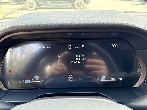 New 2025 Jeep Grand Cherokee L Altitude image 10