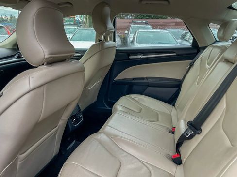 Used 2018 Ford Fusion Titanium image 30